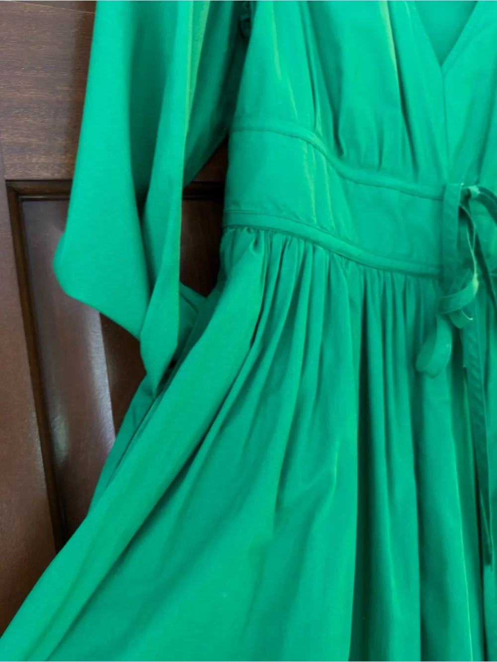 J. Crew Emerald Green V-Neck Tie-Waist Long Sleeve Midi Dress Size 4